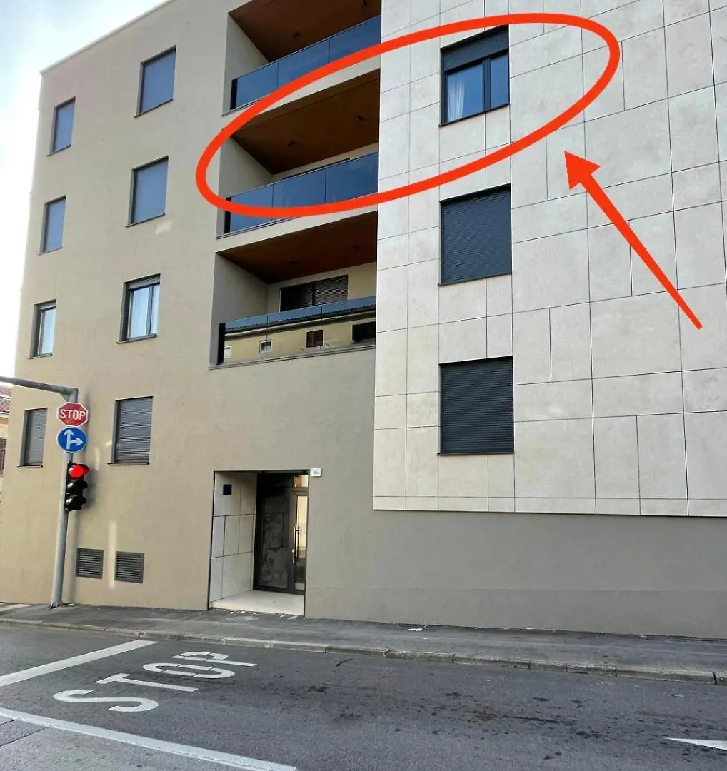 Appartamento Domus Centrum With Free Parking Pola